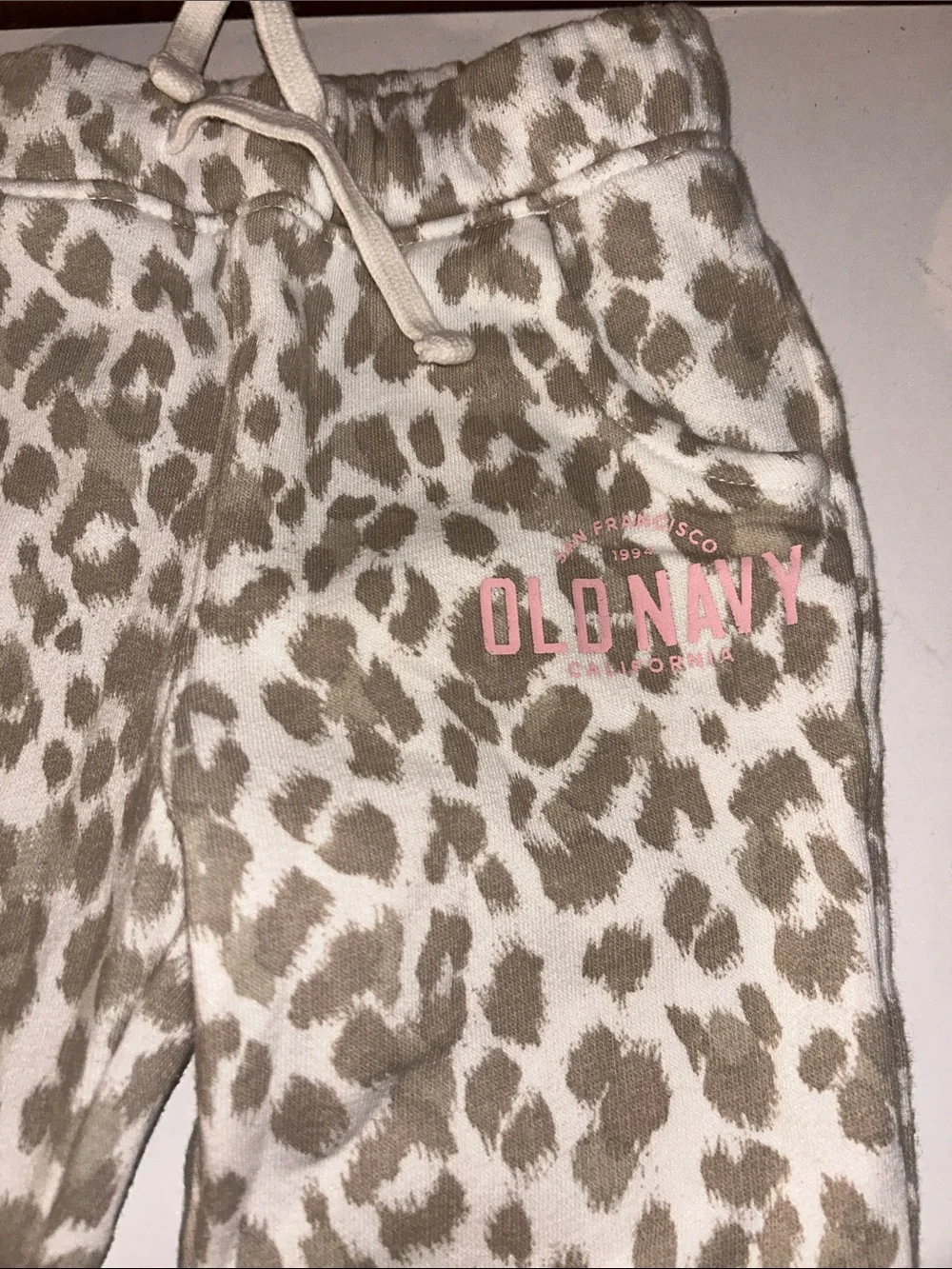 5/$20 Old Navy | Leopard Joggers